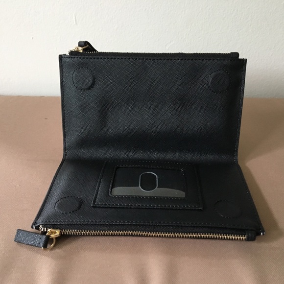 Guess Clutch - Picture 2 of 5